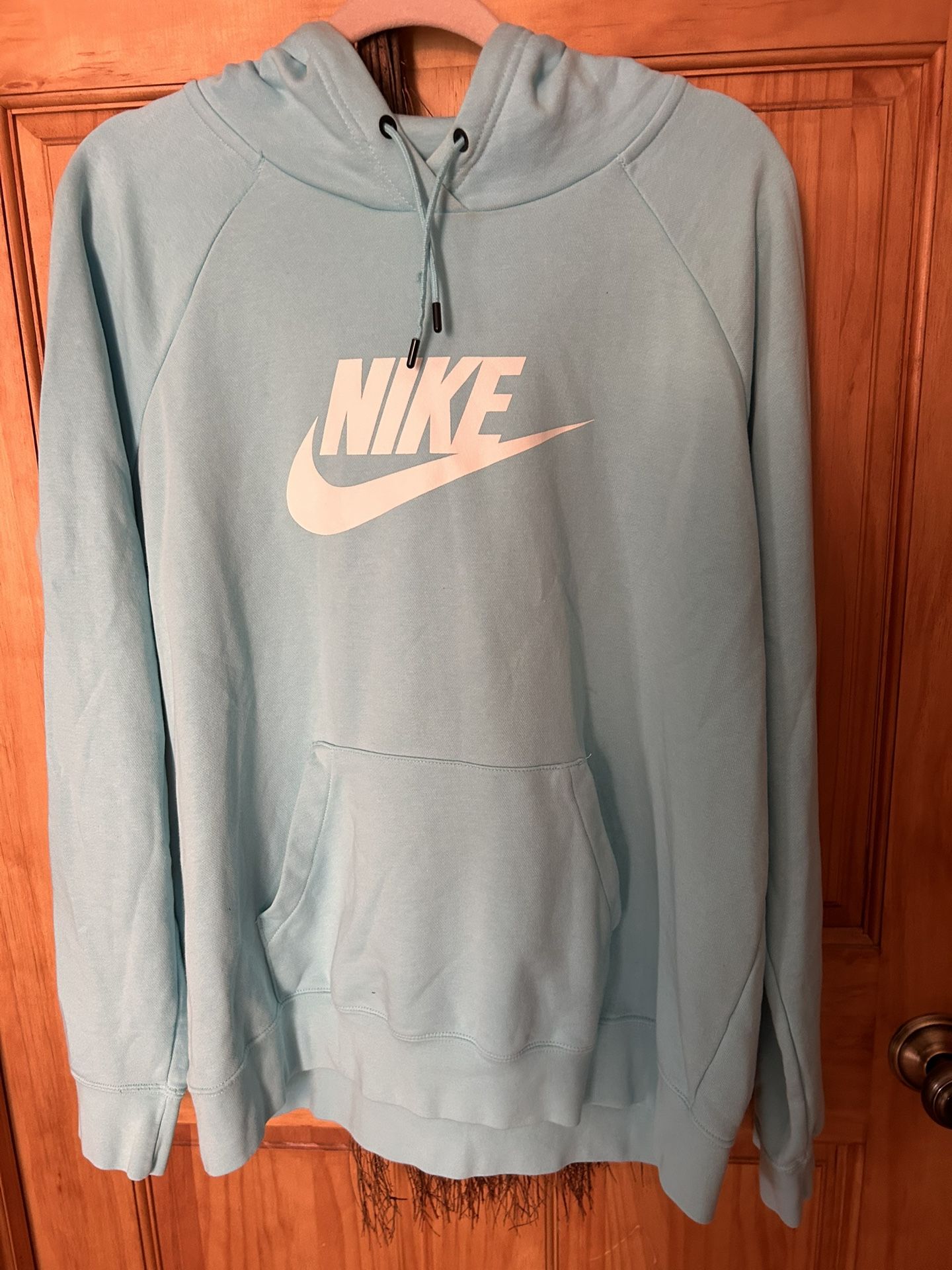 Nike Sportswear Club Fleece Hoodie Mens M Kangaroo Pocket Drawstrings Light Blue
