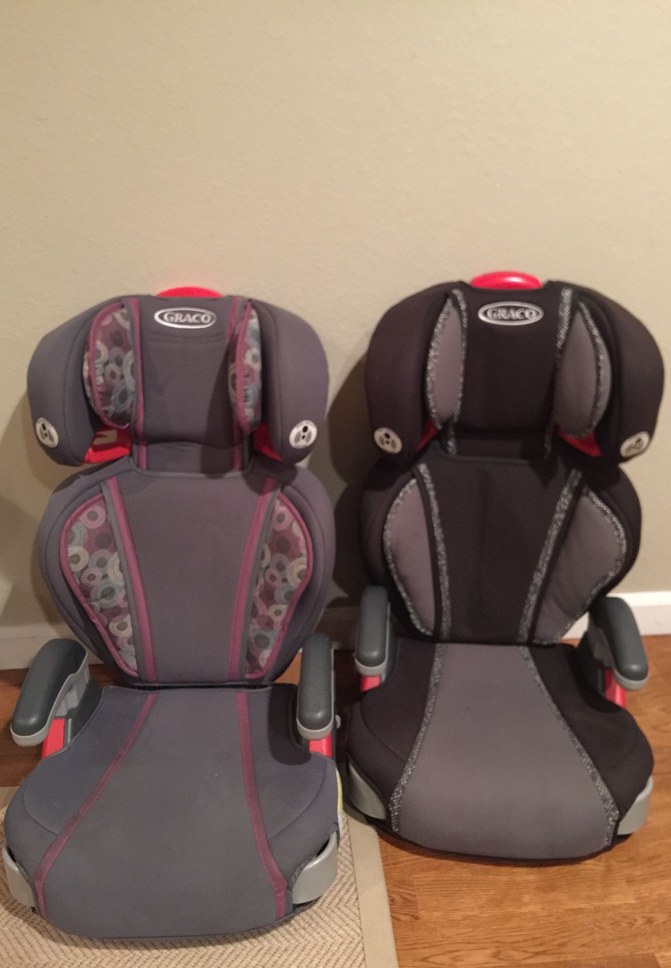 Booster seats, removable backs, Graco