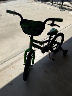 Schwinn kids bike