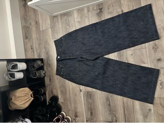 baggy jeans