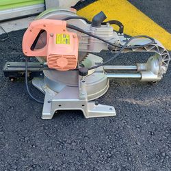 Chicago 10" sliding miter saw