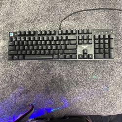 Havoc Mechanical Gaming Keyboard  With Stand