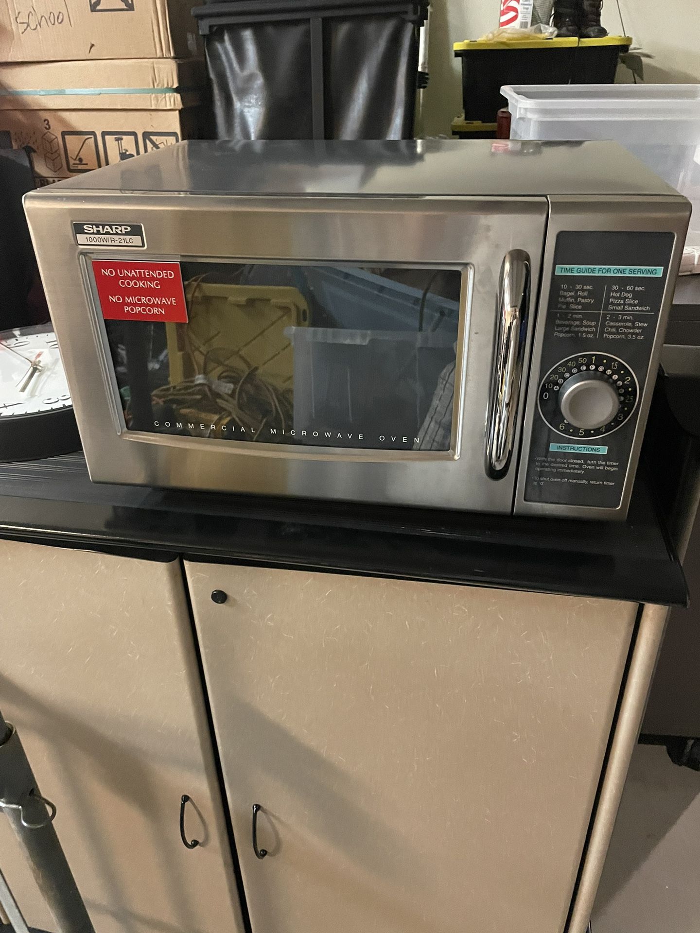 Sharp R21LCFS MediumDuty Commercial Microwave Dial Timer 1000Watts