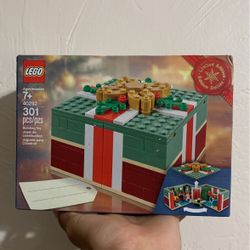 Lego Christmas Present Set Limited Edition