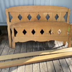 Full Size Wood Bed