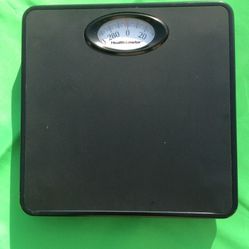 Compact Rotating-Dial Scale