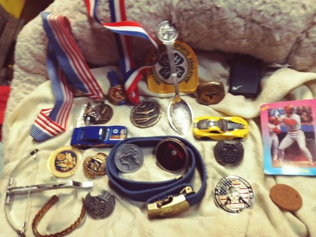 Vintage Mens Assorted Huge Lot Cub Scouts Hot Wheels And More
