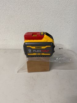 📌DEWALT FLEXVOLT 20V/60V MAX Lithium-Ion 9.0Ah Battery) 👉PRECIO FIRME NO MENOS👉$130