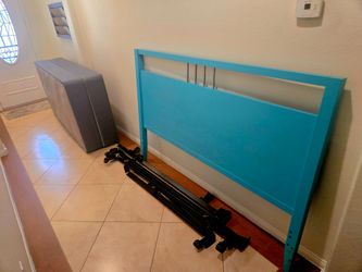 King box spring and bed frame, headboardp