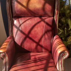 Executive Chair Leather Swivel Tilt-loose Cushion By Hooker Furniture