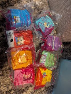 Lot Of Hello Kitty And Friends Happy Meal Homes Toys