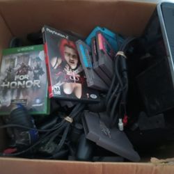 A Mixed Lot Of Video Games 
