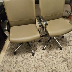 Office Chairs 