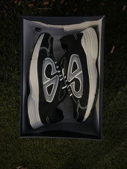 Dior b30 size 11
