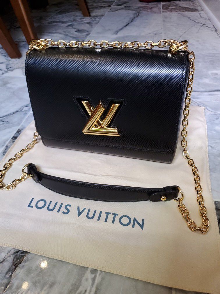 LV Twist MM Epi Leather Handbag Purse