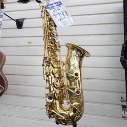 Yamaha Saxophone 