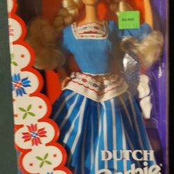 Vintage 1993 "Dutch" Barbie #11104, Special Edition, Dolls of the World Collection by Mattel NFRB