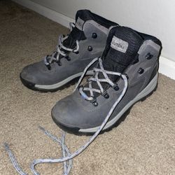 Columbia hiking boots