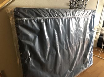 Queen bed foundation 5” by Scott Living brand