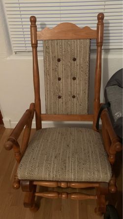 Solid wood rocking chair