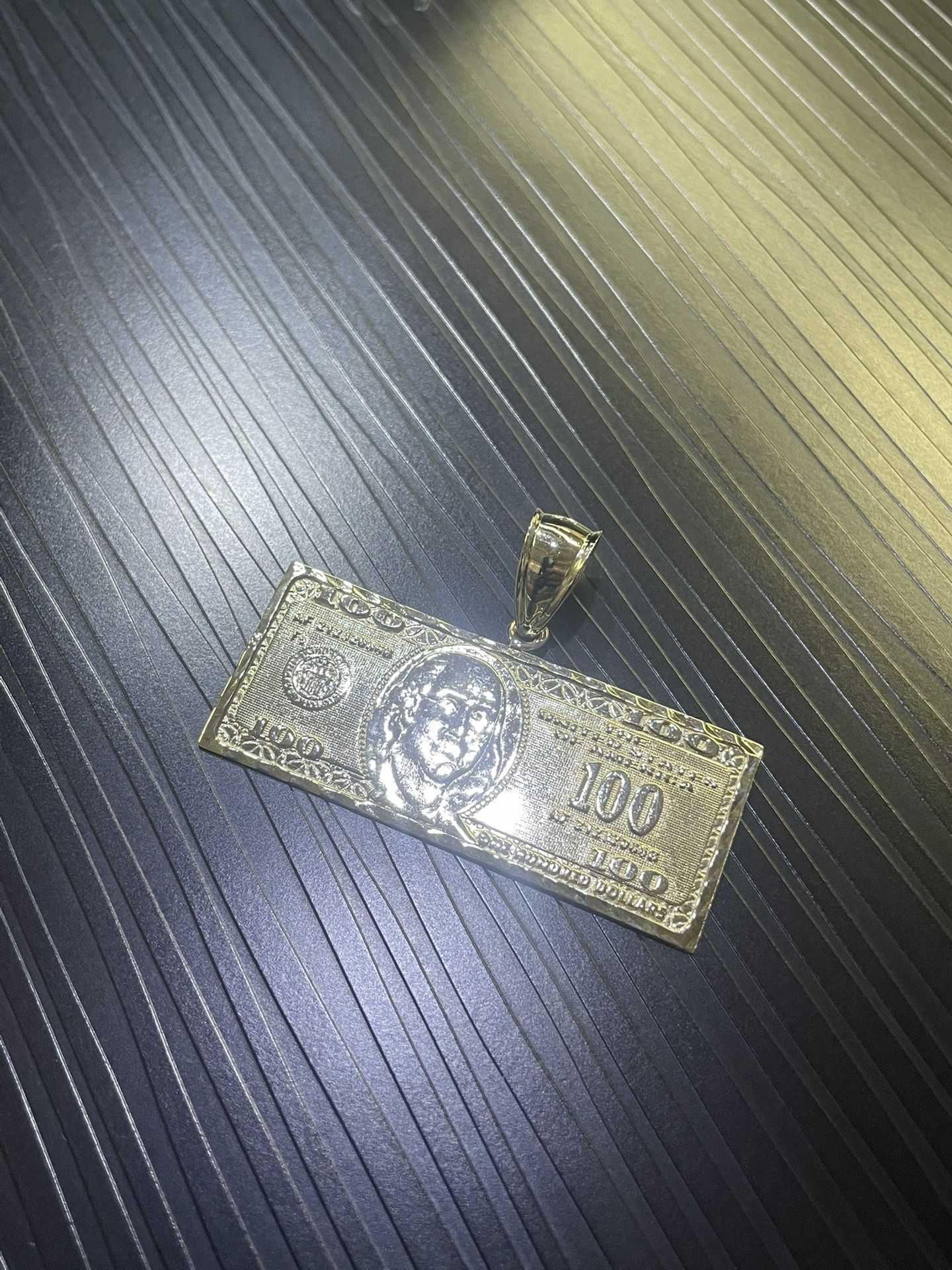 10k $100 Bill Pendant 🔥
