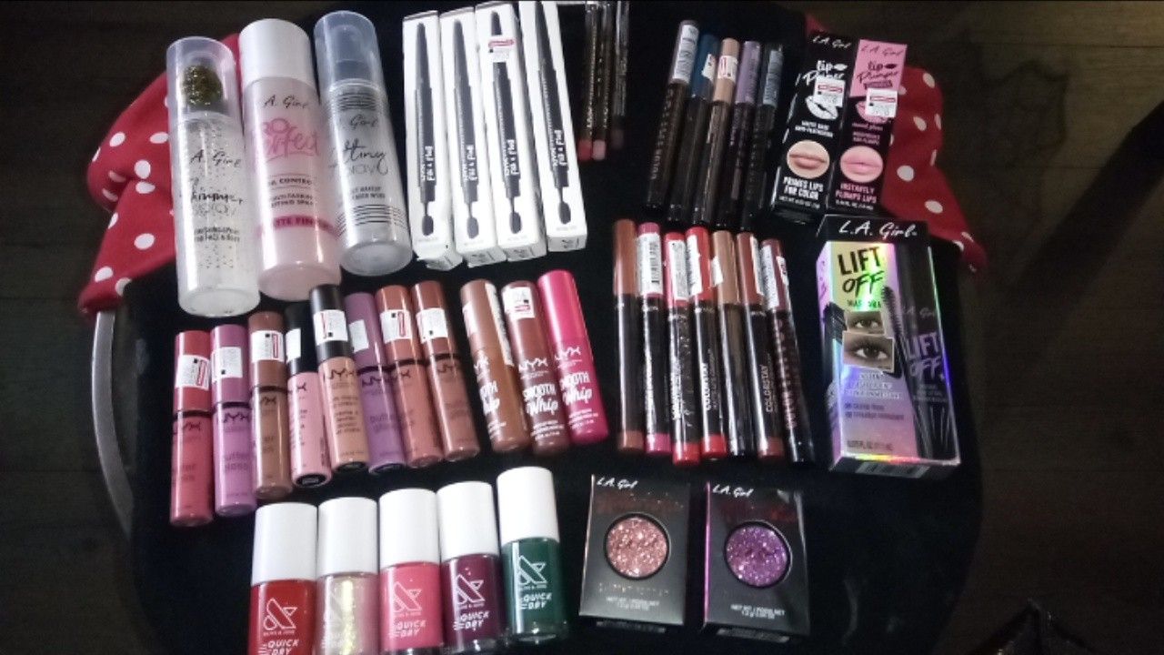 Nyx Makeup Bundle