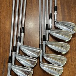 Hogan Radial Golf Iron Set - RH