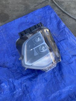 Hyundai Santa Fe Headlight