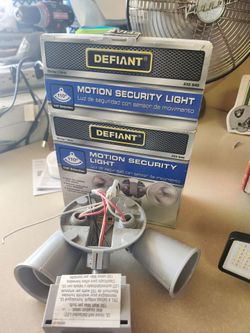 Two outdoor lights new