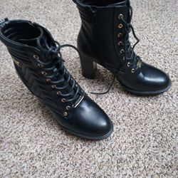 GUESS High Heeled Boots Size 9 And A Half