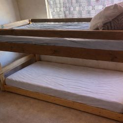 almost new bunk bed 
