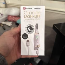 Grande Cosmetics LASH-LIFT Heated Lash Curler, Rechargeable and Never Used