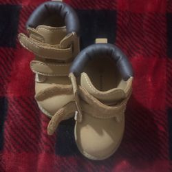 kolala Kids Toddler/Baby Non Slip boots  Size 3