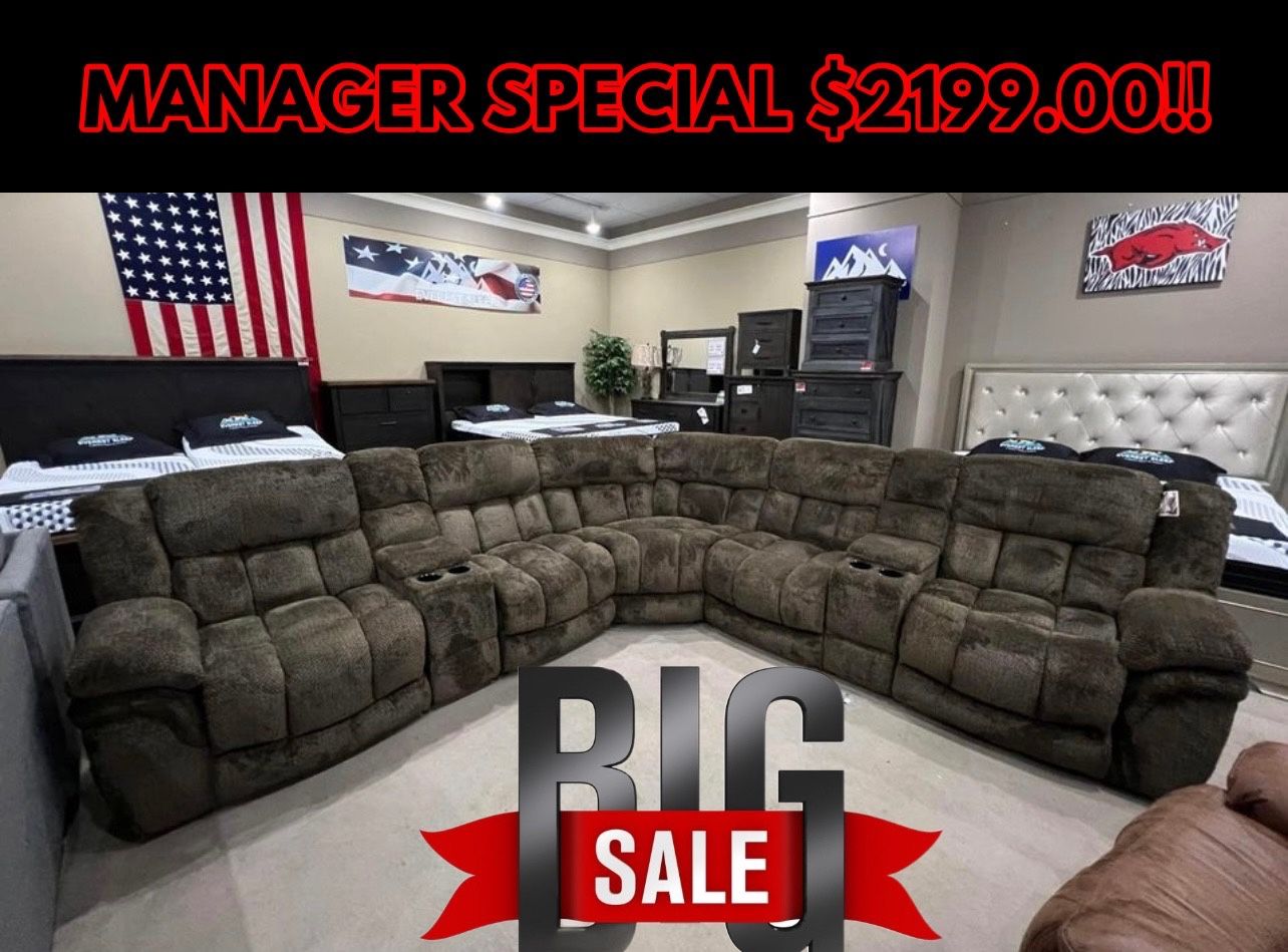 🚨MANAGER SPECIAL!!🚨 Brand New Reclining Sectional Only $2199.00!!