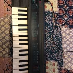 Electronic Keyboard 