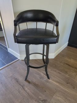 Barstool