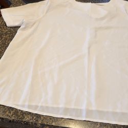 Women 2XL Notations white crewneck silky short sleeve blouse Lot 62