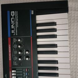 Roland Juno-G