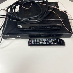 Samsung Blu Ray Disk And Nano2 Digital Receiver 