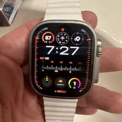 Apple Watch Ultra 2 2nd Generation GPS & Cellular 49mm - Titanium - Excellent