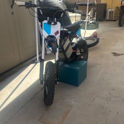 Razor Pro Spec Pit Bike