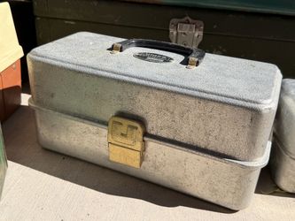 Vintage Tackleboxes 40 available