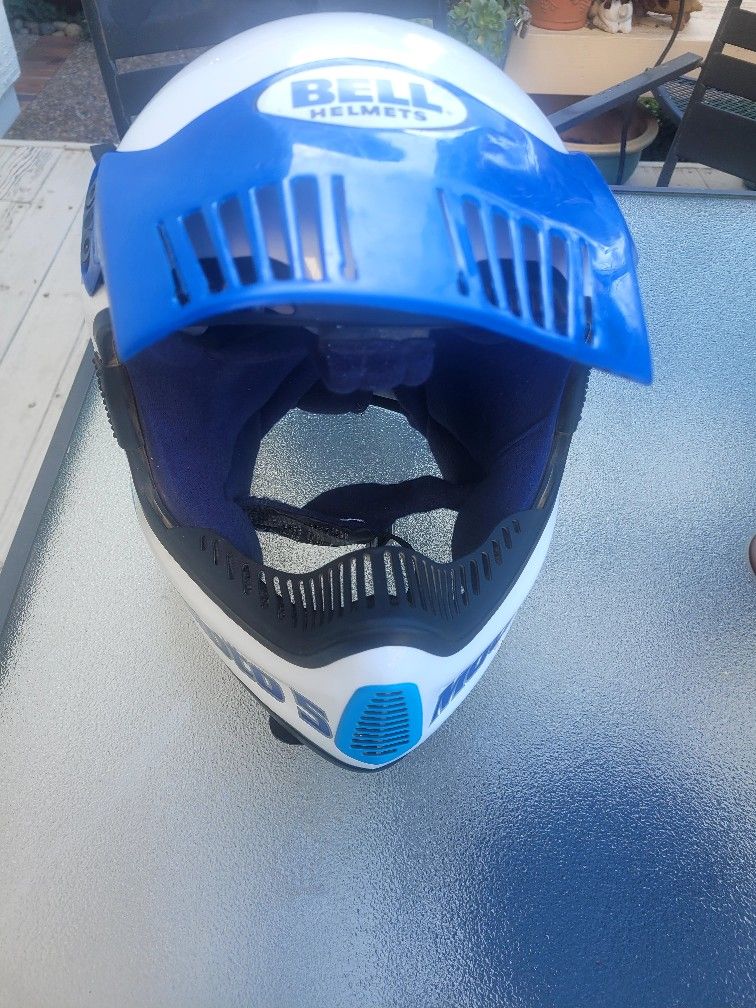 Bell Moto 5 Motocross Helmet