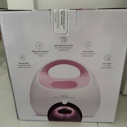 Breast pump ** NEW **