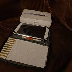 iPad Mini 2 With Case