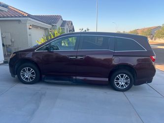 Honda Odyssey Minivan