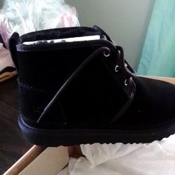 Ugg