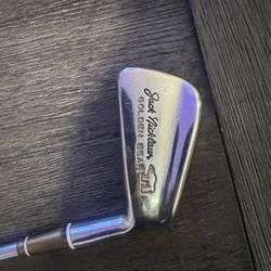 Jack Nicklaus Golden Bear 🐻 4 Iron!