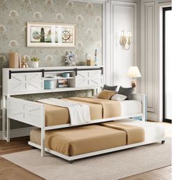 Farmhouse Twin Daybed with Trundle