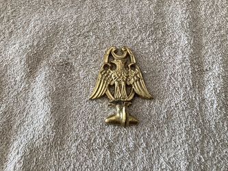 American Eagle Brass Coat Hanger 3.5” 